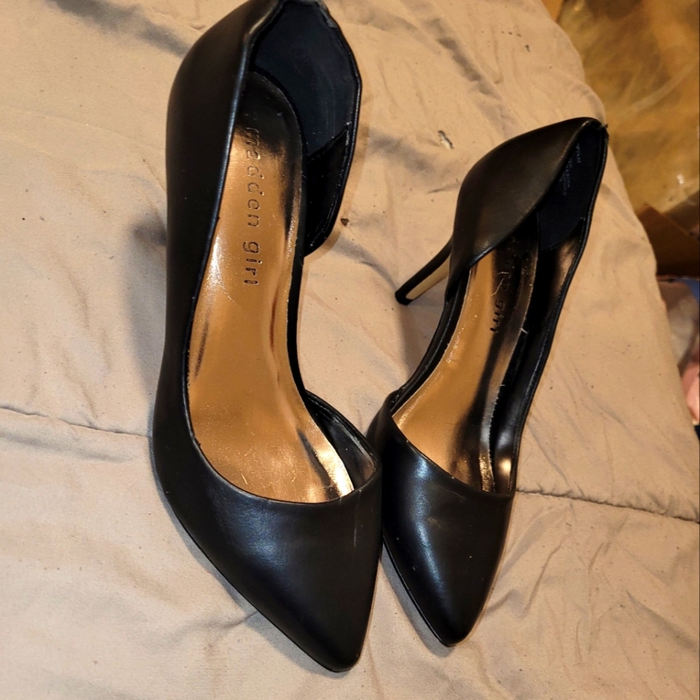 MADDEN GIRL BLACK LEATHER OHNICE PUMPS